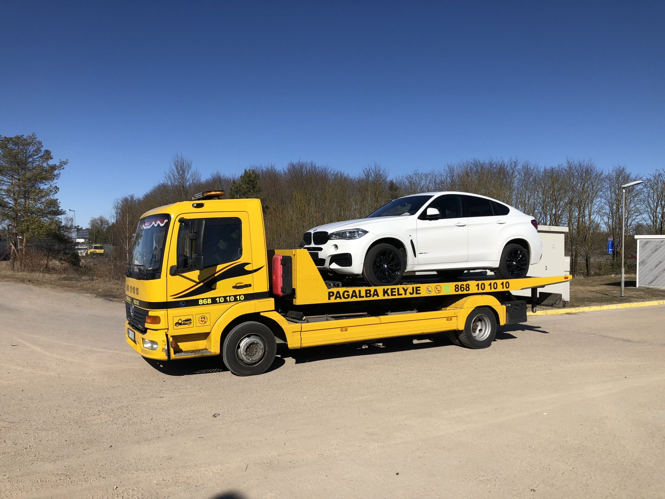 Evakuatorius visą parą