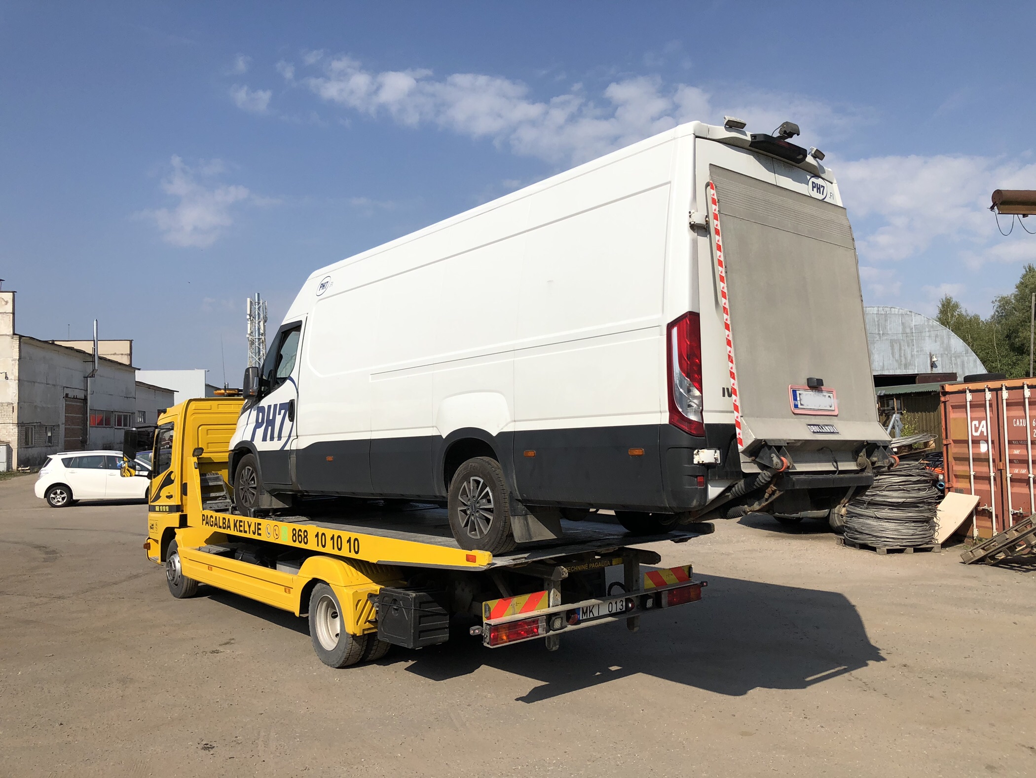 Evakuatorius visą parą